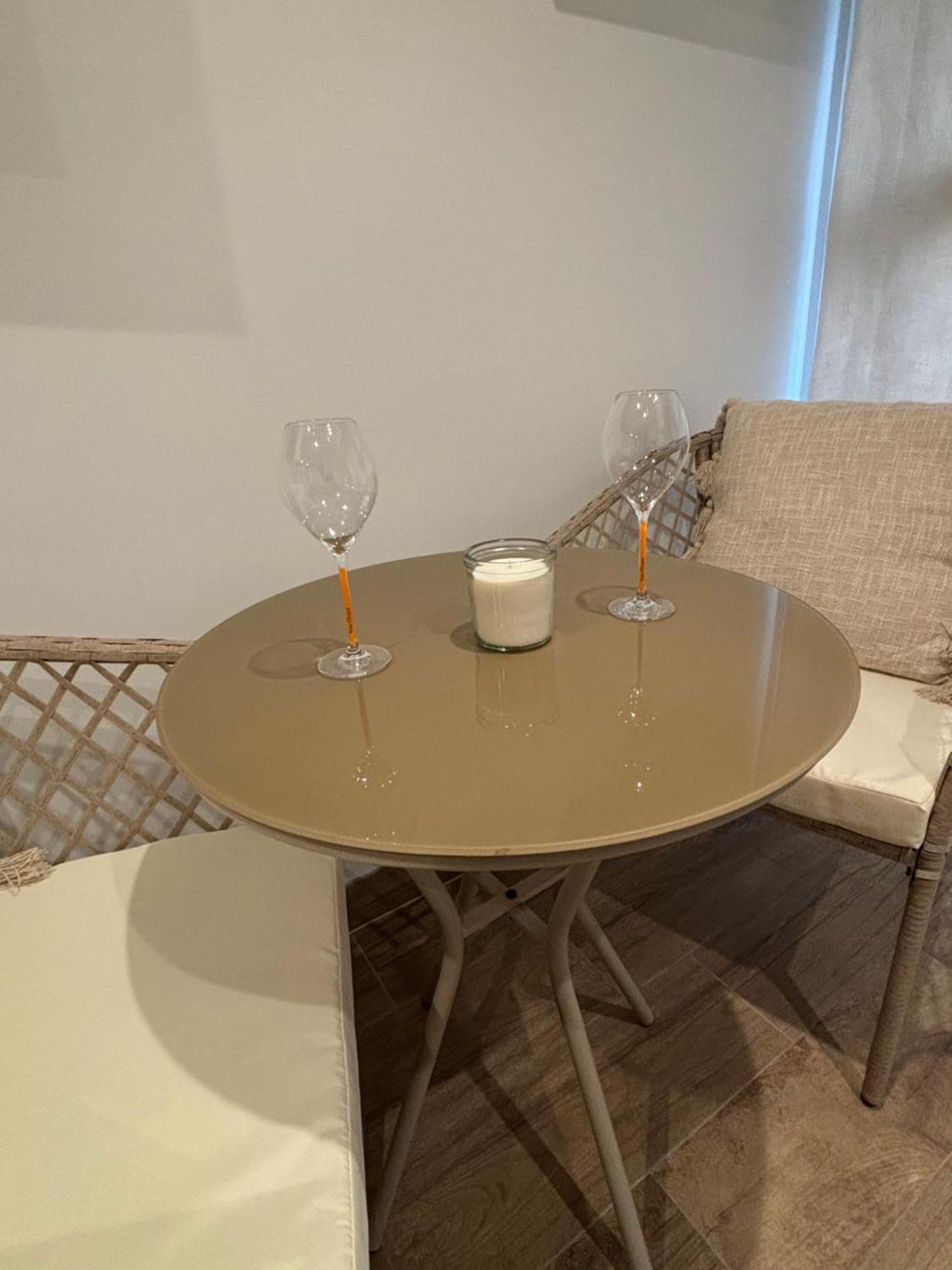 La Ptite Suite De Julie Epernay Luaran gambar