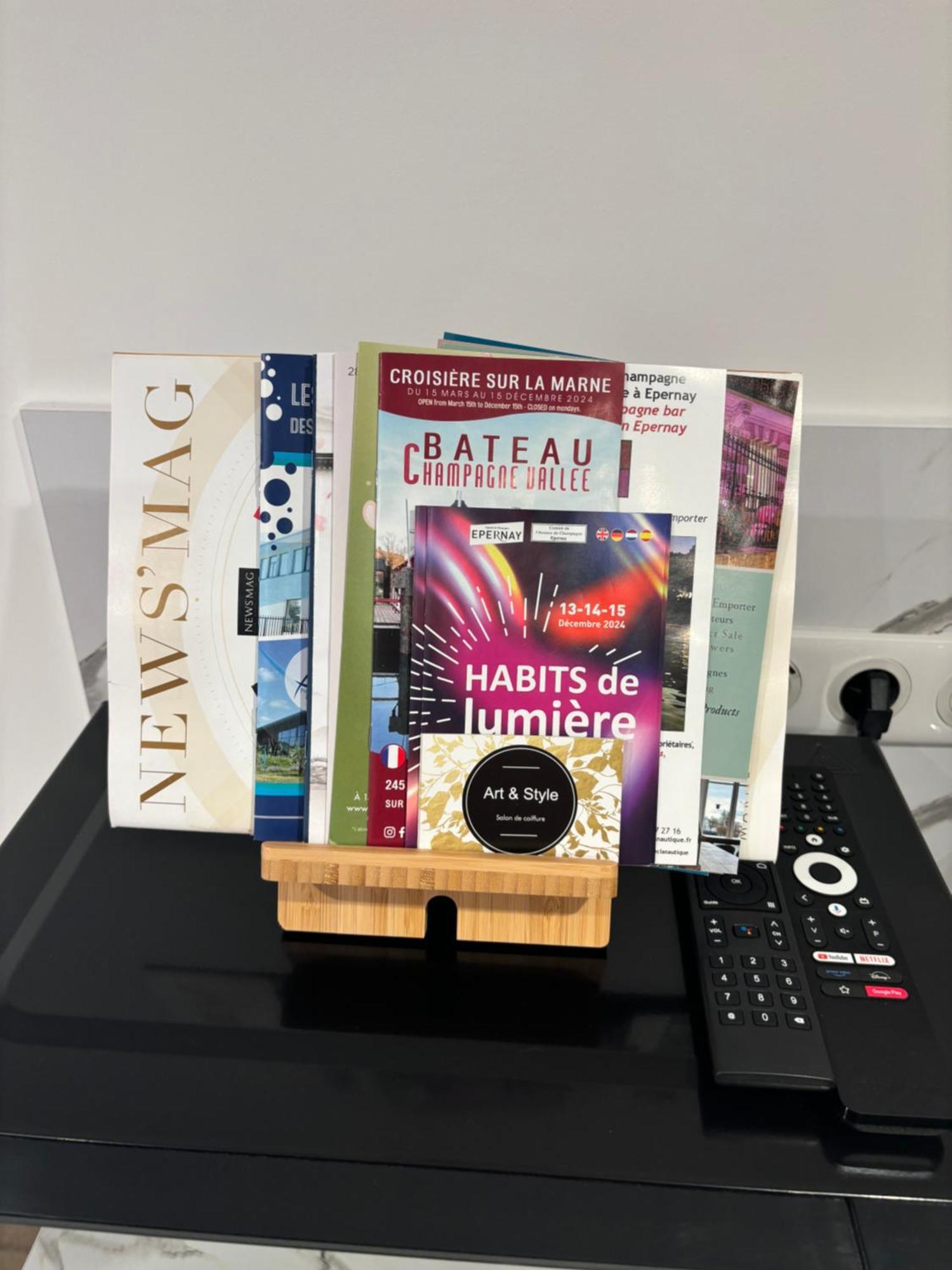 La Ptite Suite De Julie Epernay Luaran gambar